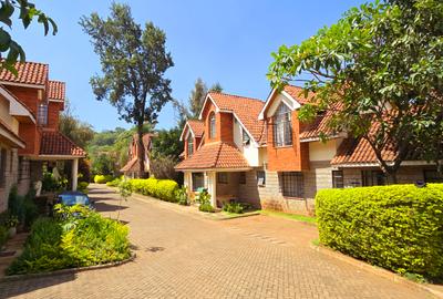 4 Bed Townhouse with En Suite at Chalbi Drive - 2