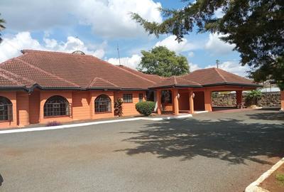 3 Bed House with En Suite at Karen