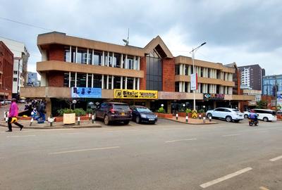 3,000 ft² Office with Backup Generator in Westlands Area