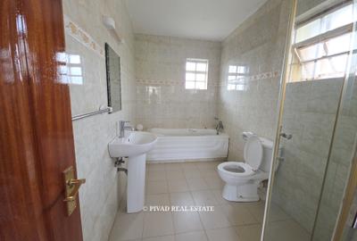 4 Bed Townhouse with Garden in Runda