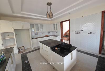 6 Bed House with Staff Quarters in Kiambu Road - 3