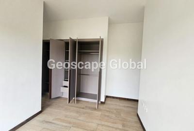 3 Bed Apartment with En Suite in Runda - 4