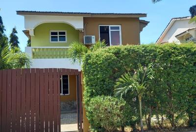 4 Bed Townhouse with En Suite at Bandari Villas