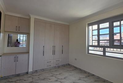 6 Bed House with En Suite in Gikambura - 4