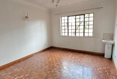2 Bed Apartment with En Suite in Lavington - 2
