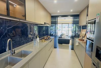 3 Bed Apartment with En Suite in Westlands Area - 4