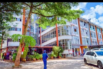 4,500 ft² Shop with Service Charge Included in Thigiri - 2