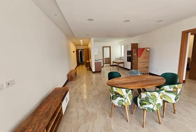 4 Bed Apartment with En Suite in Westlands Area