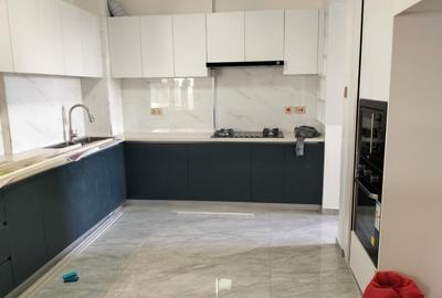 4 Bed Apartment with En Suite at Lavington - 3