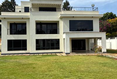 5 Bed Villa with En Suite in Loresho - 3