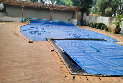 6 Bed House with En Suite in Kyuna