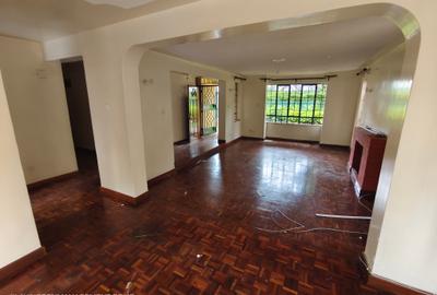 5 Bed Townhouse with En Suite at Lavington Green