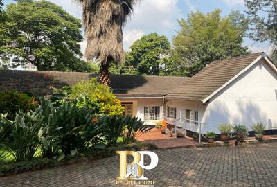 4 Bed House with En Suite in Spring Valley