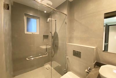 2 Bed Apartment with En Suite in Westlands Area