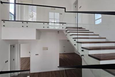 5 Bed House with En Suite in Lavington - 4