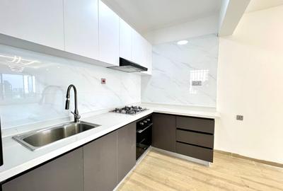 2 Bed Apartment with En Suite at Sports Road