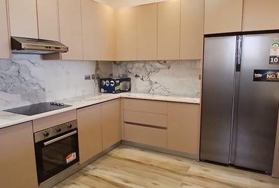2 Bed Apartment with En Suite in Brookside - 4