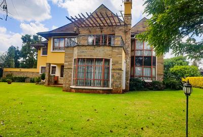5 Bed House with En Suite at Runda