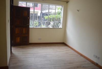 4 Bed Townhouse with En Suite at Gitanga Road