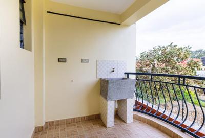 3 Bed Apartment with En Suite at Near Seasons - Kasarani