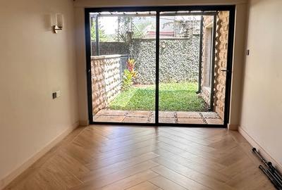 6 Bed Townhouse with En Suite at Convent Drive - 4