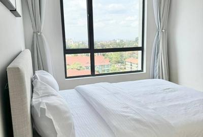 1 Bed Apartment with En Suite in Lavington - 3