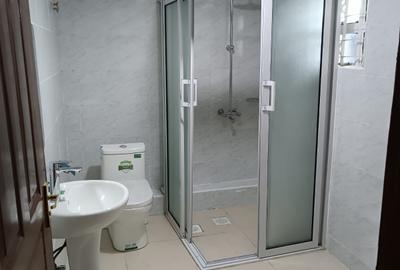 4 Bed House with En Suite at Membley - 4