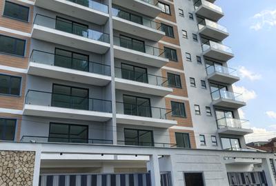 2 Bed Apartment with En Suite at Brookside Area