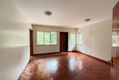 4 Bed Townhouse with En Suite at Spring Valley