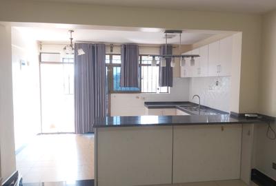 3 Bed Apartment with En Suite in Kilimani - 2