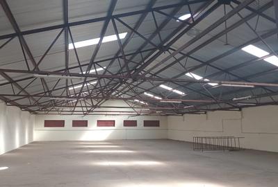 27,998 ft² Warehouse with Backup Generator in Industrial Area