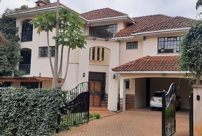 4 Bed Townhouse with En Suite in Spring Valley