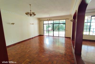5 Bed Townhouse with En Suite at Lavington Green
