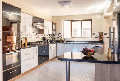 5 Bed Apartment with En Suite at Church Road