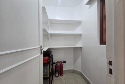 3 Bed House with En Suite in Runda