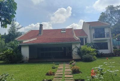 5 Bed House with En Suite at Runda