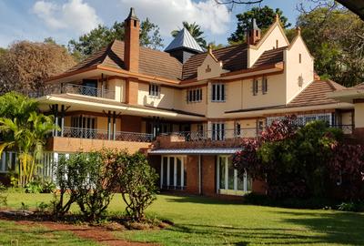 5 Bed House with En Suite at Muthaiga Road