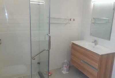 Serviced 3 Bed Apartment with En Suite in Kileleshwa