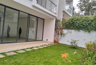5 Bed Townhouse with En Suite in Lavington