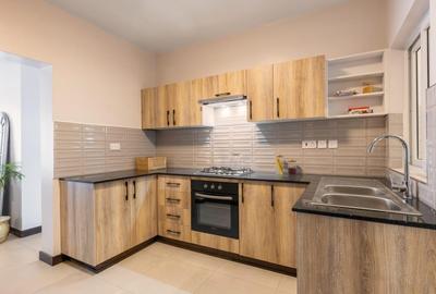 3 Bed Apartment with En Suite in Syokimau