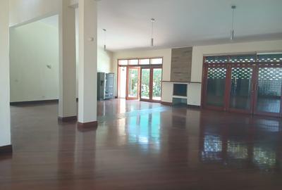 4 Bed Villa with En Suite in Runda - 4