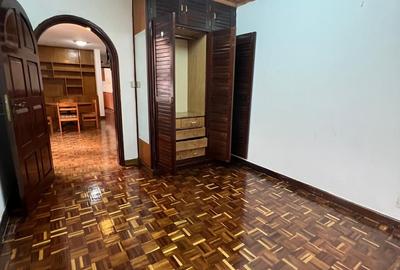 2 Bed House with En Suite at Brookside Drive - 3