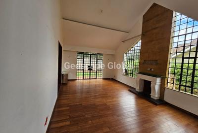 4 Bed House with En Suite in Kitisuru