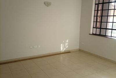 2 Bed Apartment with En Suite in Ruaka