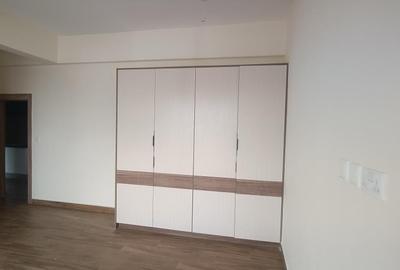 3 Bed Apartment with En Suite at Parklands