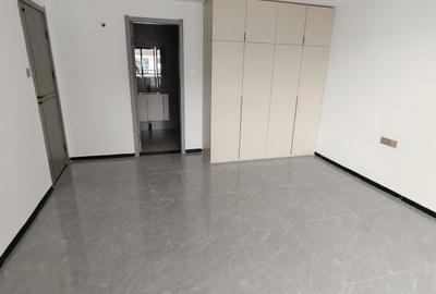 3 Bed Apartment with En Suite in Kileleshwa