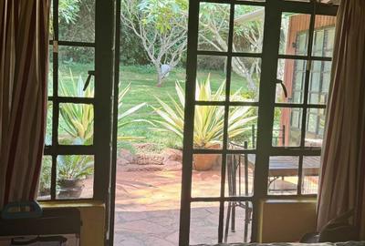 2 Bed Townhouse with En Suite in Karen Hardy - 3