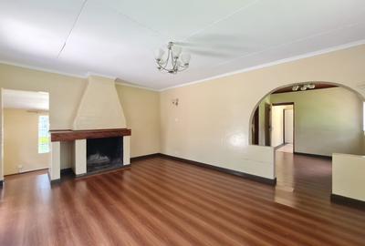 3 Bed House with En Suite in Karen