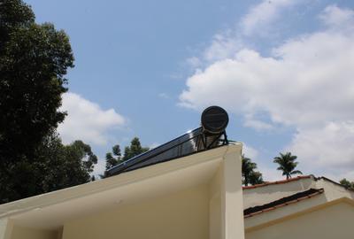 4 Bed Villa with En Suite in Westlands Area - 3