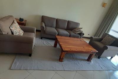 Furnished 2 Bed Apartment with En Suite in Brookside